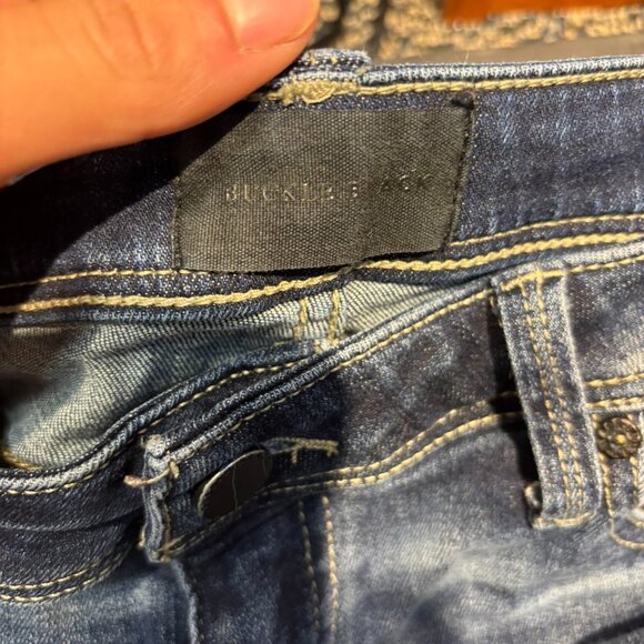 Buckle/BKE (Black) Women’s Skinny Jeans Dark Wash – Ripped Knee, Size 30, Denim - Picture 4 of 8